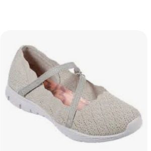 SKECHERS SEAGER SCALLOPED EDGE STRIKE OUT KNIT MARY JANE FLAT SHOES.SIZE 8